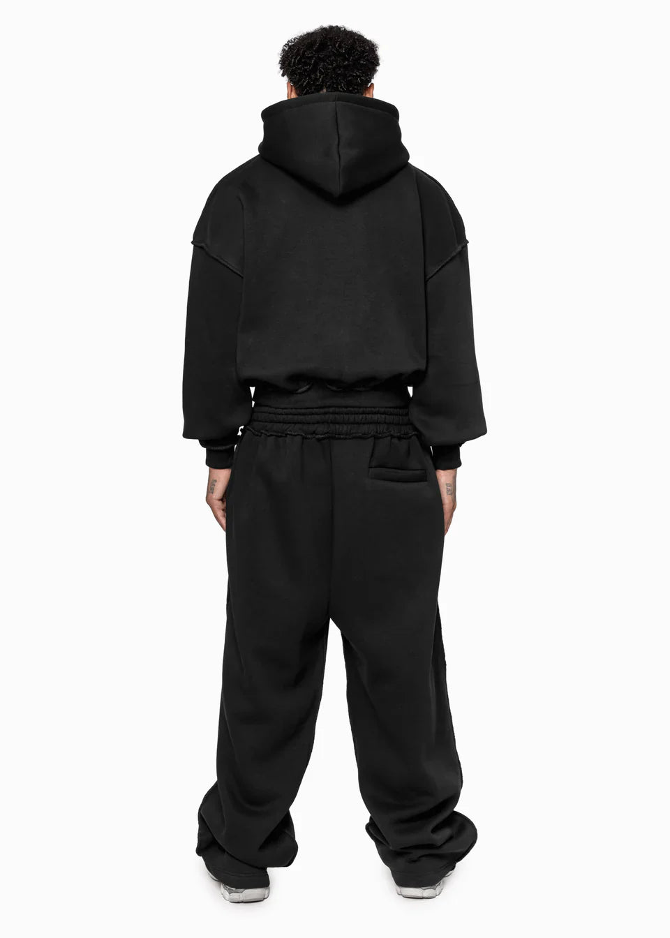 TRACKSUIT BLACK