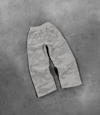 PEARL GREY CAMO PANT