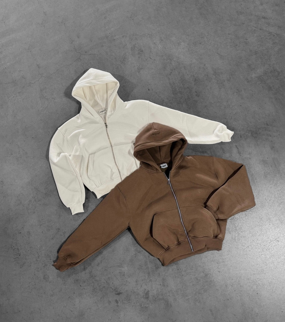 CREAM ZIP HOODIE