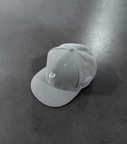 LIGHT GREY PERFECT CAP
