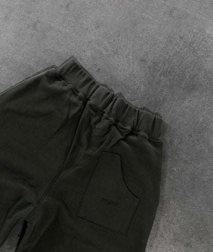 MILITARY GREEN SHORTS